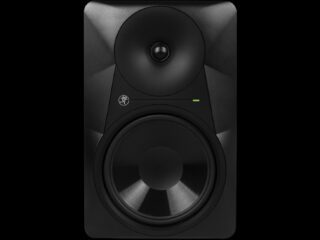 MR824 studio monitor for mixing and music production