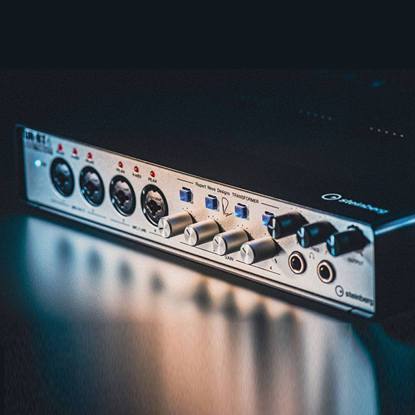 STEINBERG UR-RT4