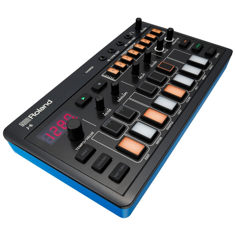 Roland-AIRA-COMPACT-J-6-Chord-Synthesizer_3