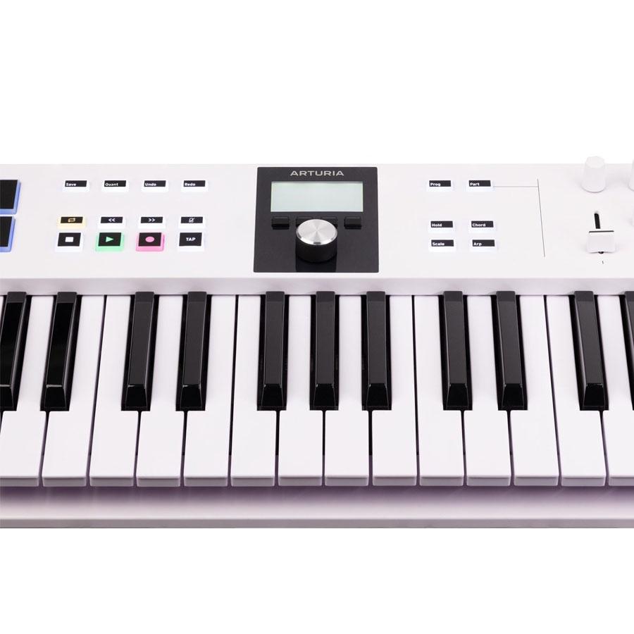 Arturia-KeyLab-Essential-49-mk3-White_2