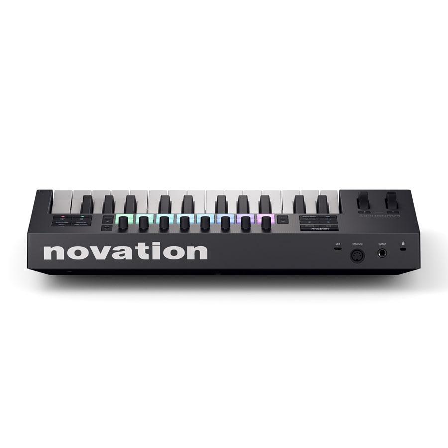 Novation Launchkey 25 MK4 MIDI controller keyboard